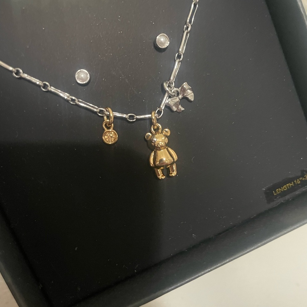 New With Box Coach Teddy Bear And Bow Earrings And Necklace Boxed Set CCU46 - Picture 8 of 11